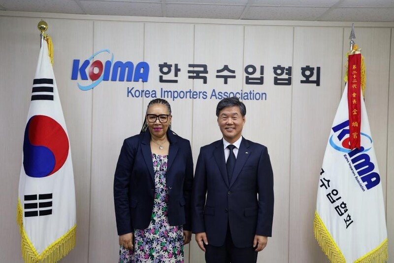 [동정] 김병관 한국수입협회장, 주한 남아공 대사 접견