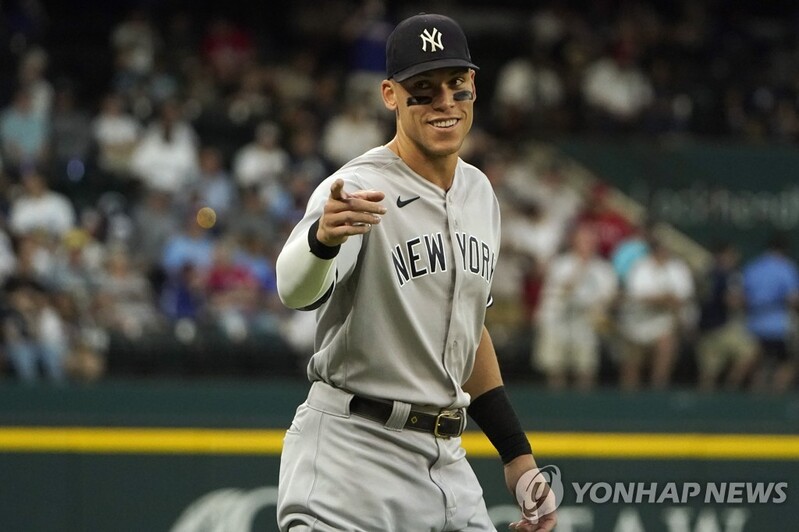 홈런으로 야구계를 사로잡았다…저지, MLB 동료가 뽑은 최고선수
