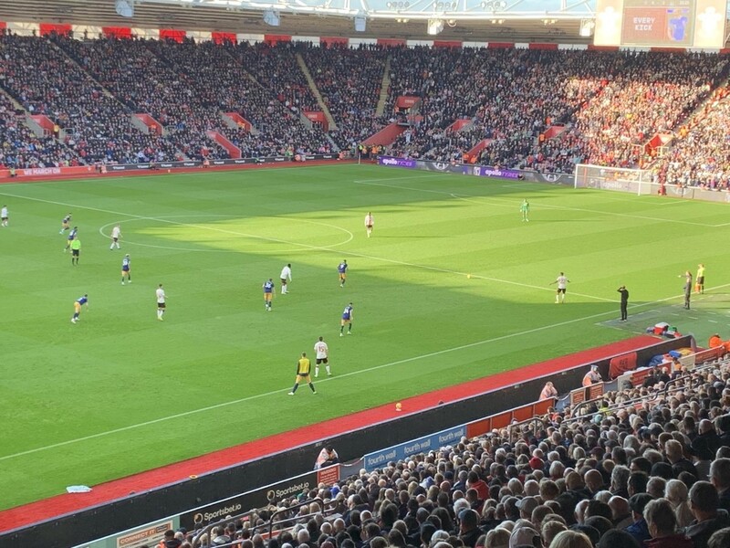 [EPL을 가다] 쏟아지는 비에도 뉴캐슬 팬들 떼창 "이 아이 이 아이 오"