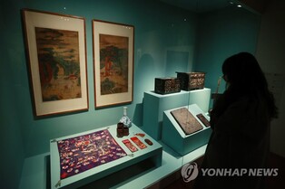 옛 그림 속 고양이·고슴도치의 의미는…일상에서 찾는 '행복'