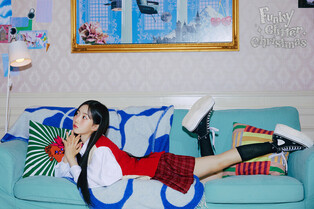 Individual concept photos of NMIXX's digital single 'Funky Glitter Christmas' drops