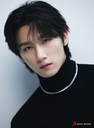 MonstaX's I.M signs with Sony Music