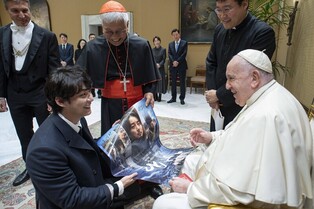 Casts of Biopic 'Birth' meet Pope Francis "I pray for ten million audiences"