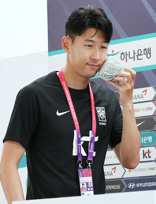[Moment to Focus] Son Heung-min at press conference after training session in Doha