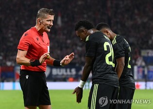 [월드컵] 카타르-에콰도르 개막전 주심에 이탈리아 출신 오르사토 심판