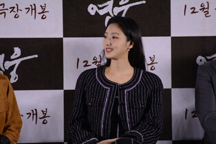 Photos from press conference of upcoming musical drama movie 'Hero'