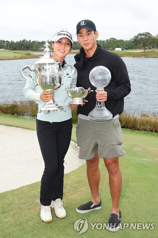 '예비 신랑'과 함께 기쁨 나눈 리디아 고 "결혼 전 마지막 우승"(종합)