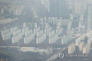 Population mobility at 48-year low in Oct. amid weak property market