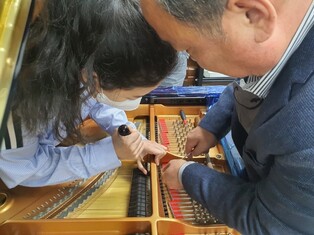 독일 장인의 '노하우' 배운 피아노 조율사들…"한단계 성장"