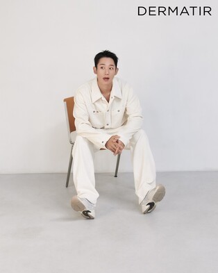 Photos of actor Jung Hae-in for cosmetic brand 'Dermatir' drops