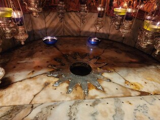 '은색 별'로 기억된 아기 예수…베들레헴 탄생동굴을 가다