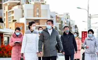 김정은 딸 입은 '김주애 패션' 북한서 유행하나