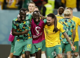 [월드컵] 난민 선수만 4명…16강 진출한 호주 '다양성의 힘'