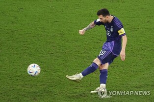 [월드컵] 페널티킥 징크스?…메시, 역대 3차례 시도에서 '2번 실축'