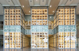 수장고 산책하며 만나는 매화·모란…국립민속박물관 '유리정원'