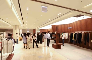 신세계百, 신진 디자이너 브랜드로 밀레니얼 세대 잡았다