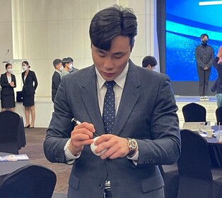 유격수 보하르츠 영입한 샌디에이고…김하성 "경쟁 자신 있다"