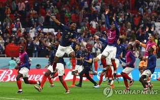 [월드컵] 프랑스, 모로코 2-0 제압…결승전 음바페 vs 메시 성사(종합)