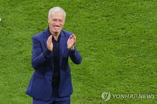 [월드컵] 투입 44초만에 쐐기골…데샹 프랑스 감독의 신들린 교체카드