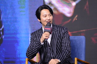 Actor Kim Nam-gil from 'Island' "I have been a great fan of 'Island' since the webtoon days"