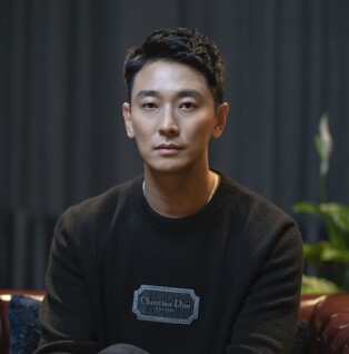 'Gentleman' Ju Ji-hoon, 'I wanted to look like an average middle aged man'