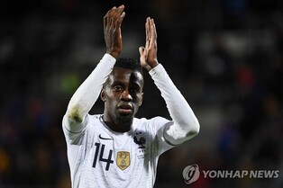 프랑스의 러시아 월드컵 우승 이바지한 마튀디 현역 은퇴