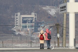 Security tourist resorts in Gyeonggi and Gangwon cautiusly reopens after 2 days of hiatus