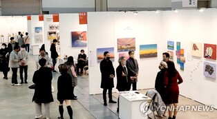 지난해 미술시장 매출 첫 1조 돌파…아트페어·화랑↑ 경매↓