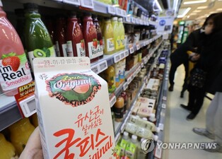 [팩트체크] 새로운 '소비기한 표시제'선 음식 먹고 탈나면 기업 책임 없다?