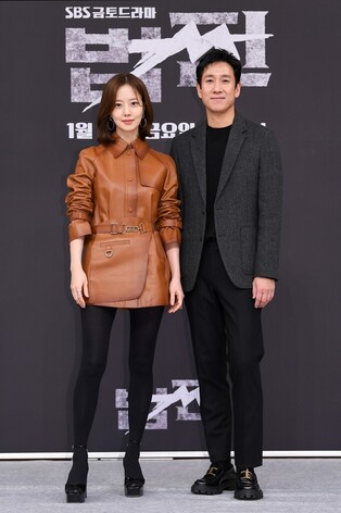 Lee Sun-kyun's gratifying revenge play, ‘Payback,’ will premiere on 6th