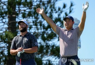 김주형, PGA 투어 새해 첫 대회 2R 단독 5위…선두와 4타 차이