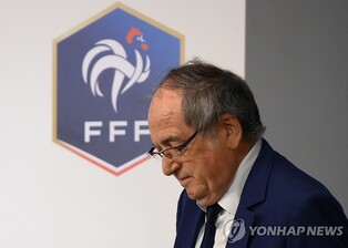 佛축구협회장, 지단 무시했다가 뭇매…음바페 "전설을 무시말라"