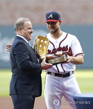 배지환과 '꼼수 계약'으로 제명된 전 애틀랜타 단장 사면