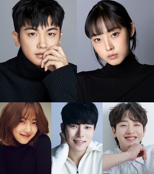 Park Hyung-sik and Jeon So-nee in tvN's new fusion historical drama 'Our Blooming Youth'