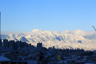 [K-Geography] Snow-capped rock