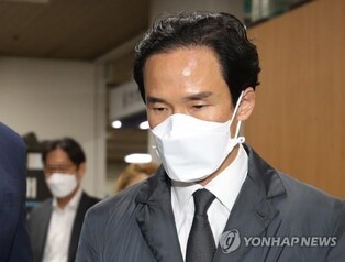 Home of Hankook Tire's chief raided in embezzlement probe