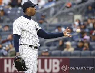'쿠바산 미사일' 채프먼, MLB 캔자스시티와 1년 46억원 계약
