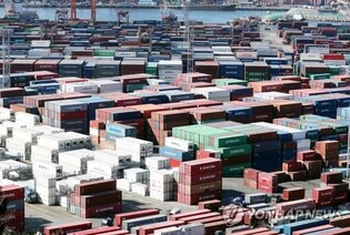 Exports fall 2.7 pct during first 20 days of January