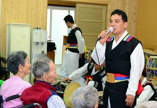 [#나눔동행] 우리가락으로 나눔 실천 LG화학 김명일씨