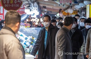 한총리 "눈물 날만큼 선량한 국민…새해에도 최선 다해 모실 것"