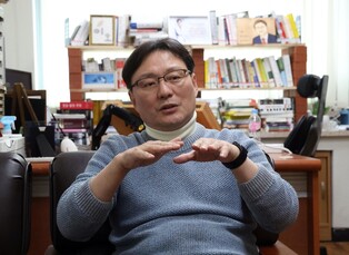 [대학人] ② '알쓸인잡'의 그 사람, 법의학자 이호 교수