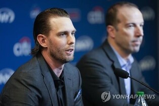 연봉 대박 '타격왕' 맥닐 "린도어에게 자동차 목록도 보냈다"