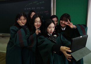 [Moment to Focus] Graduation