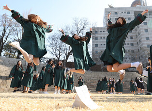[Moment to Focus] Graduation