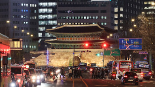 [Moment to Focus] Sungnyemun lights up at night