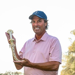 에임스, PGA 챔피언스투어 모로코 대회 우승…18홀 연속 파