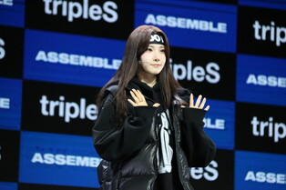 Photos of TripleS from press showcase of first mini album 'ASSEMBLE'