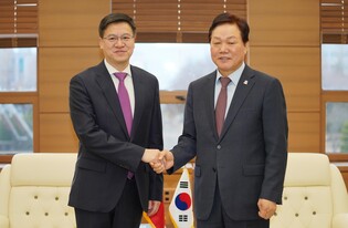 [동정] 박완수 경남지사, 주부산 중국총영사 접견…"한중 협력 강화"