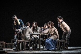 탄탄한 스토리, 영화처럼 흥미진진…창작오페라 '양철지붕'