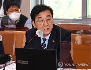 김윤덕 '게임위 등급분류 회의록 10일내 공개' 입법추진